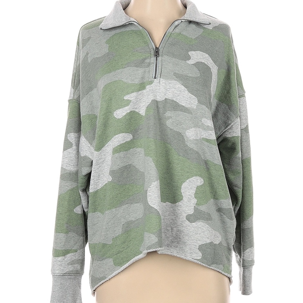 Aerie Women’s Camo pullover zip